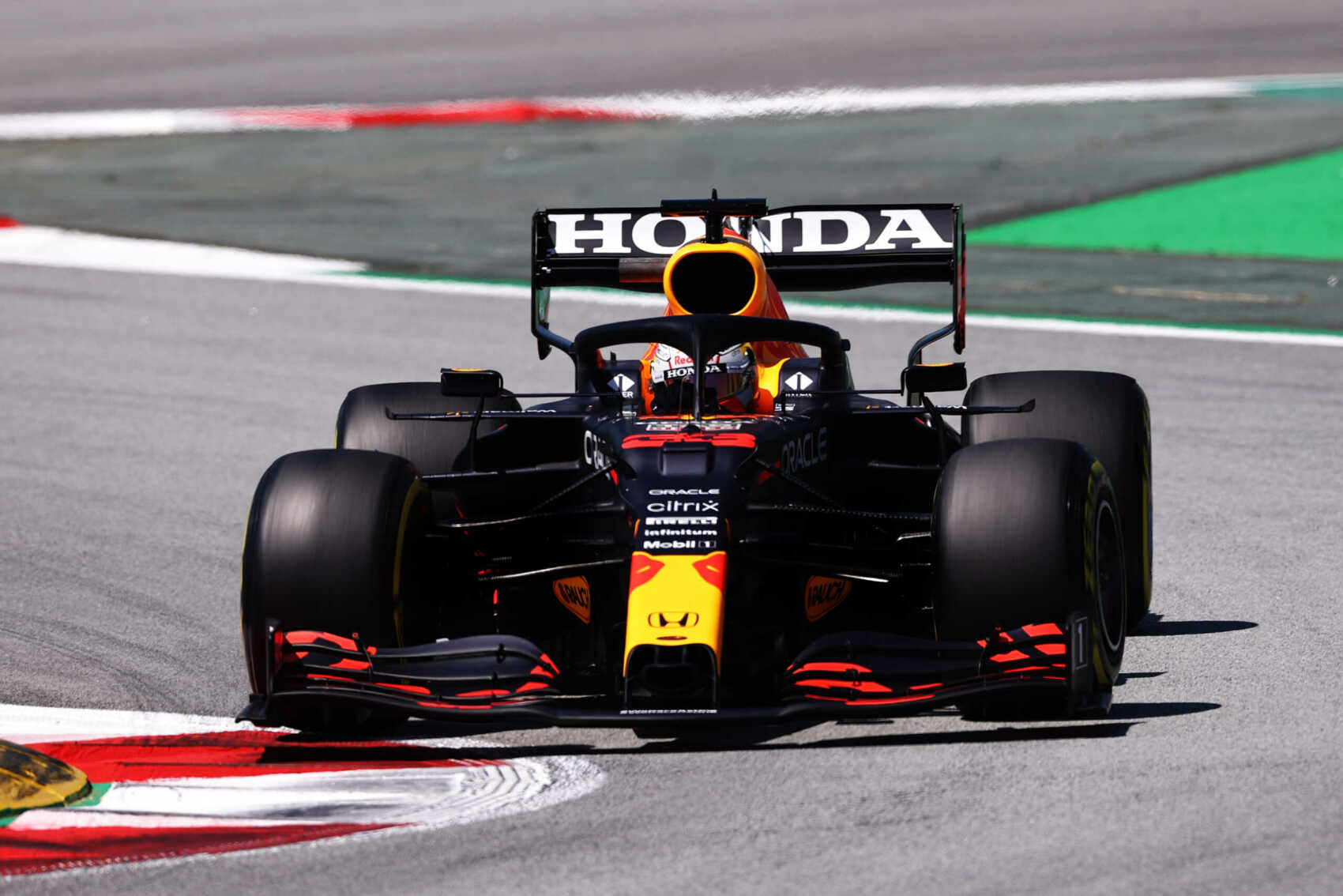 Verstappen volt a leggyorsabb az időmérő előtt Barcelonában