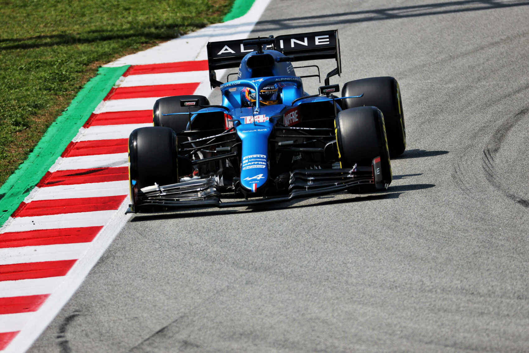 Kisebb változtatásokkal segíti Alonso visszarázódását az Alpine Monacótól