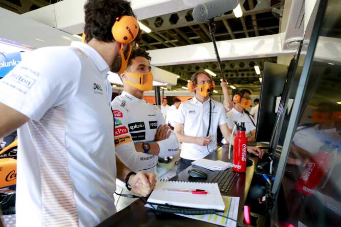 Lando Norris, Will Joseph, José-Maria Lopez, McLaren