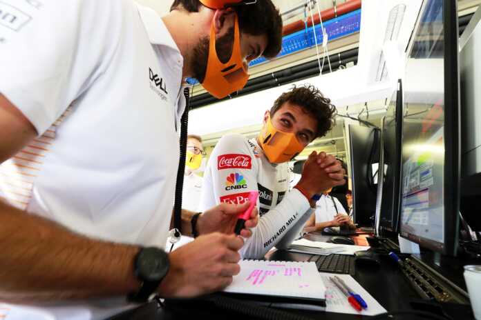 Lando Norris, José Manuel Lopez, McLaren