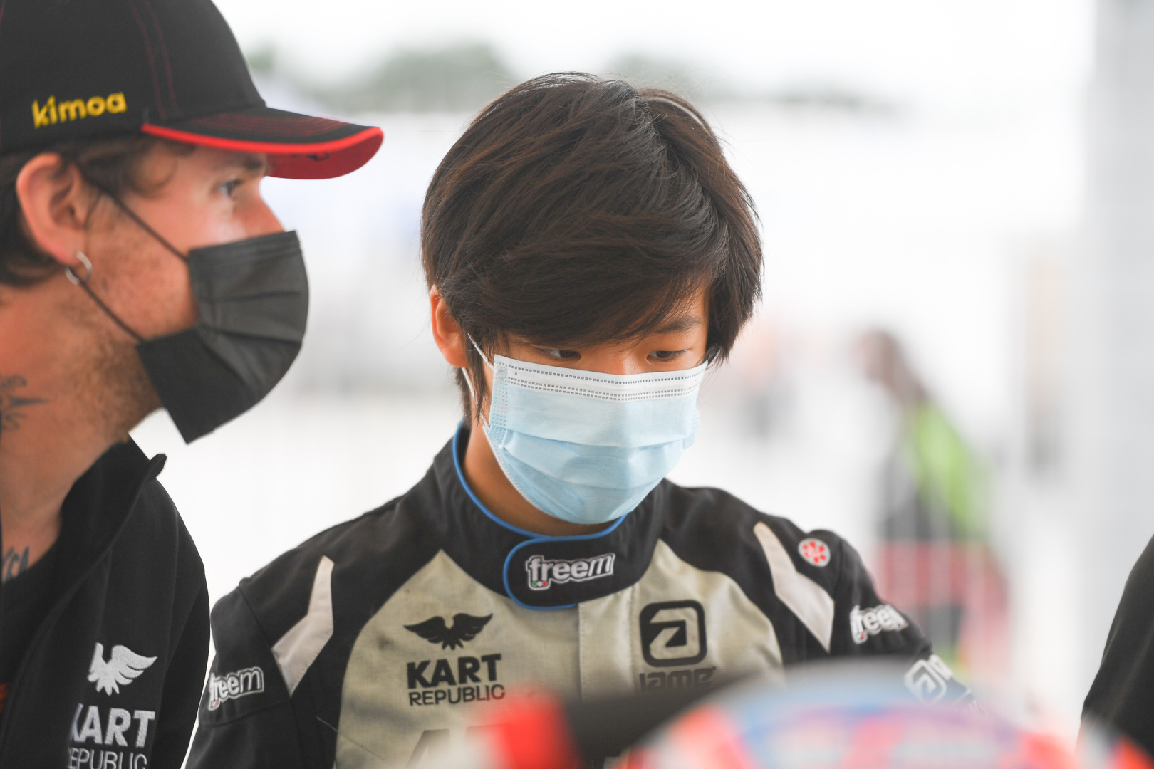 Kínai versenyzőt igazolt a Mercedes