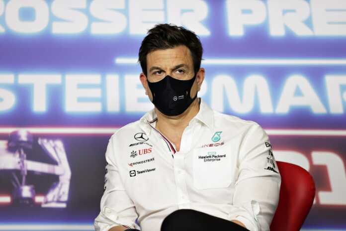 toto wolff, Mercedes, racingline.hu
