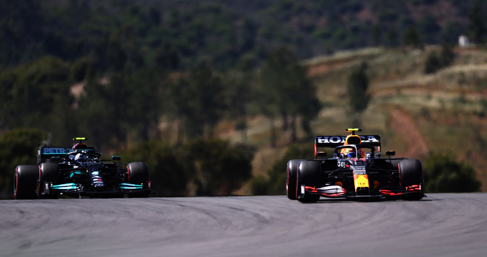 A Red Bullnál egyértelműbb a helyzet 2022-re vonatkozóan, mint a Mercedesnél