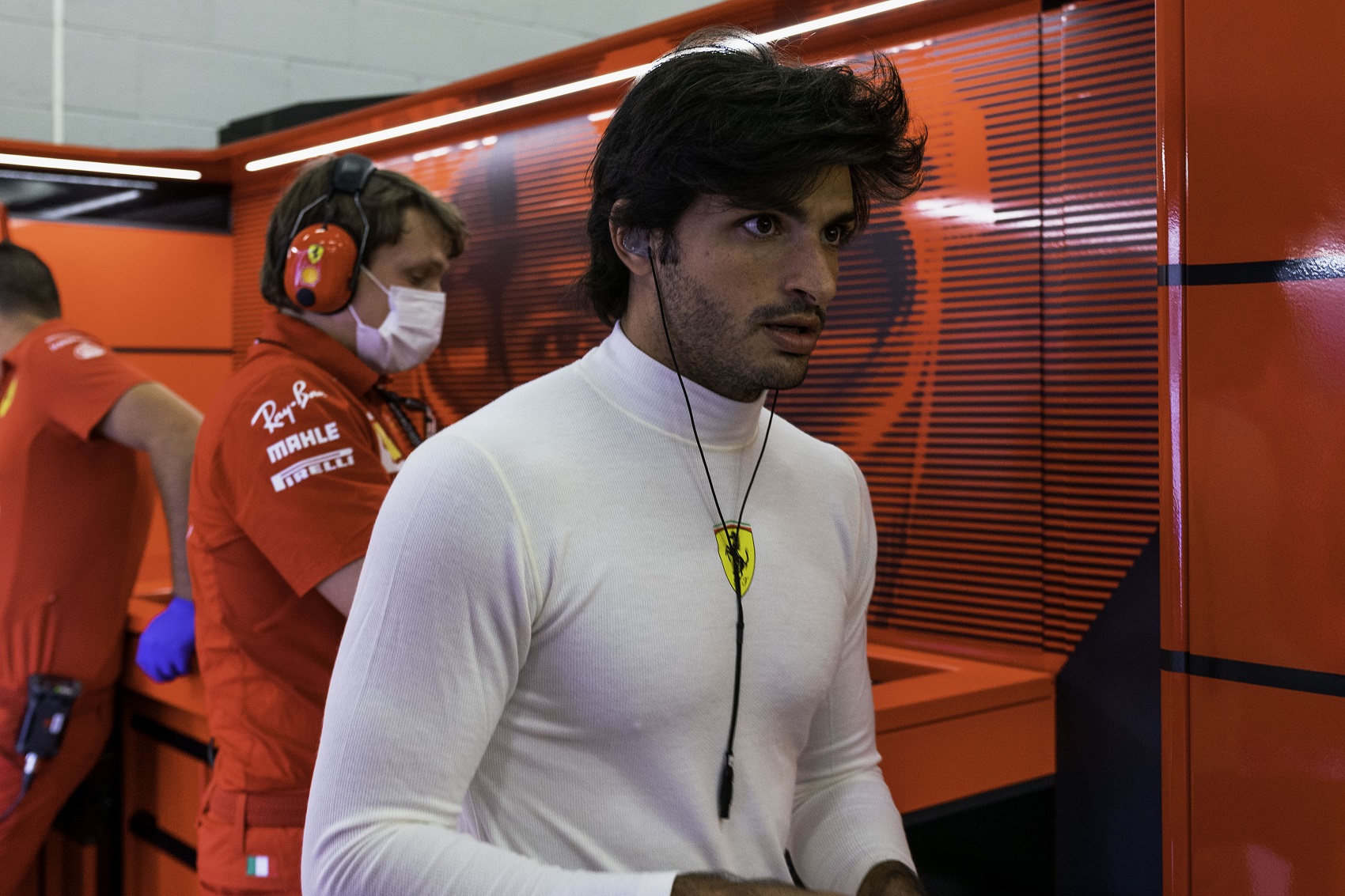 Sainz érzi a Ferrari általi plusz nyomást