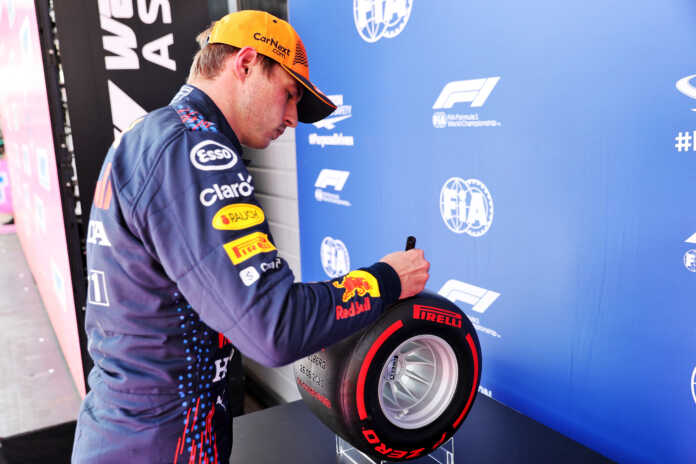 Verstappen, pole-pozíció, racingline