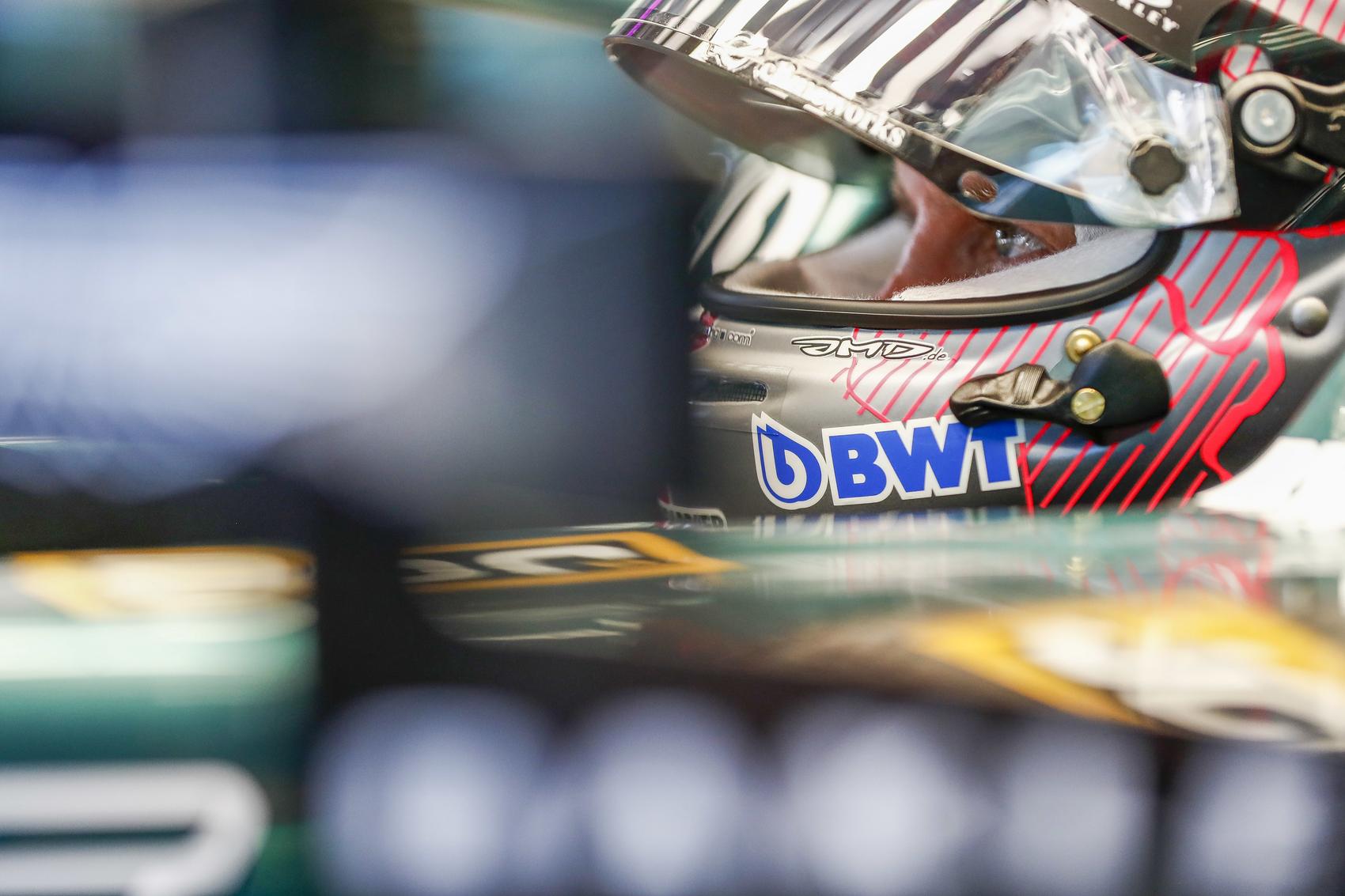 Vettel: Mondhatjuk, hogy képmutató vagyok, de…