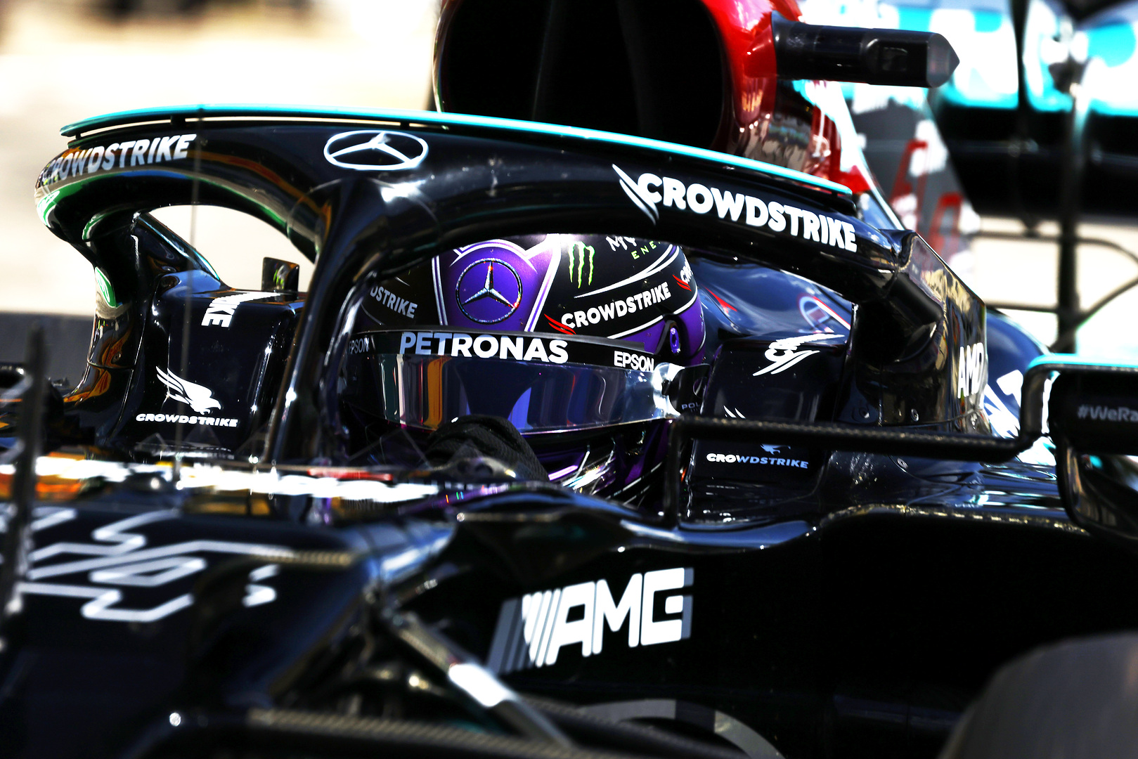 Hamilton sétakocsikázós győzelmet jósol Verstappen számára