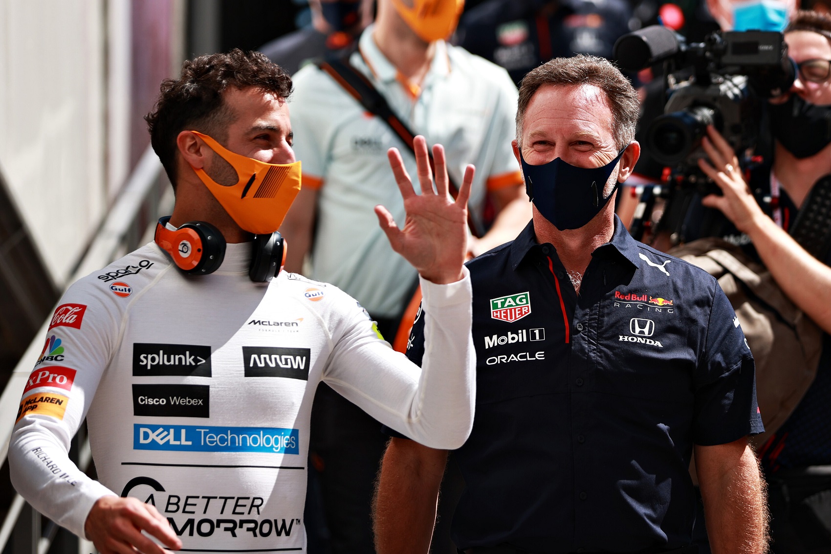 Horner: Szomorú látni, hogy ennyire szenved Ricciardo