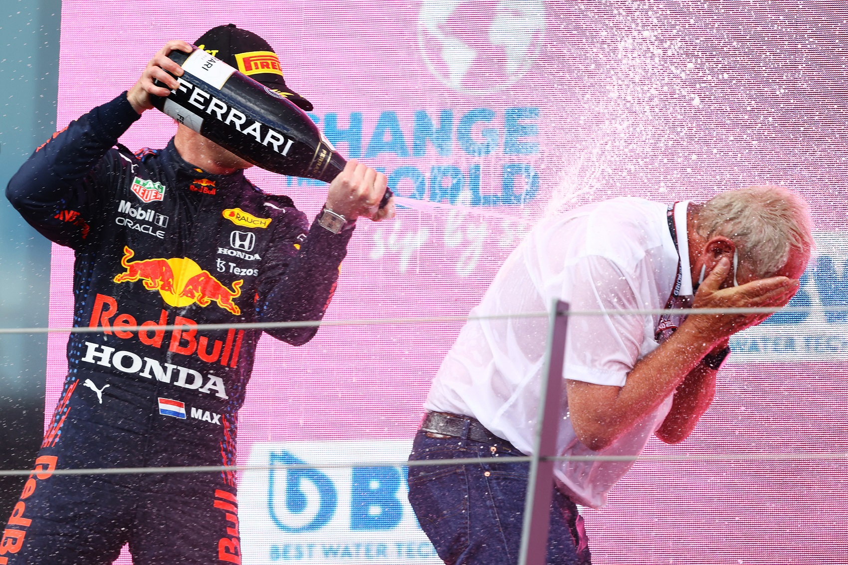 Verstappen: Láttad a doktor úr kockás hasát?