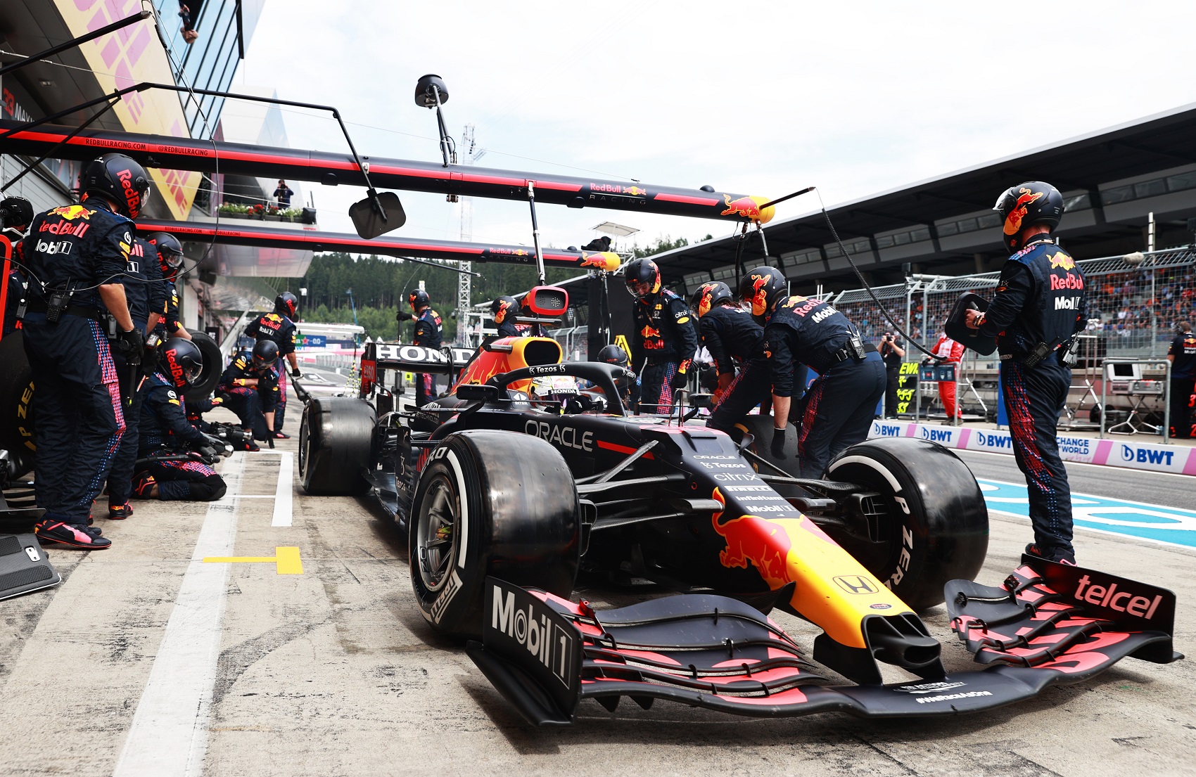 A Red Bull attól félt, hogy Verstappen ismét kiesik az élről