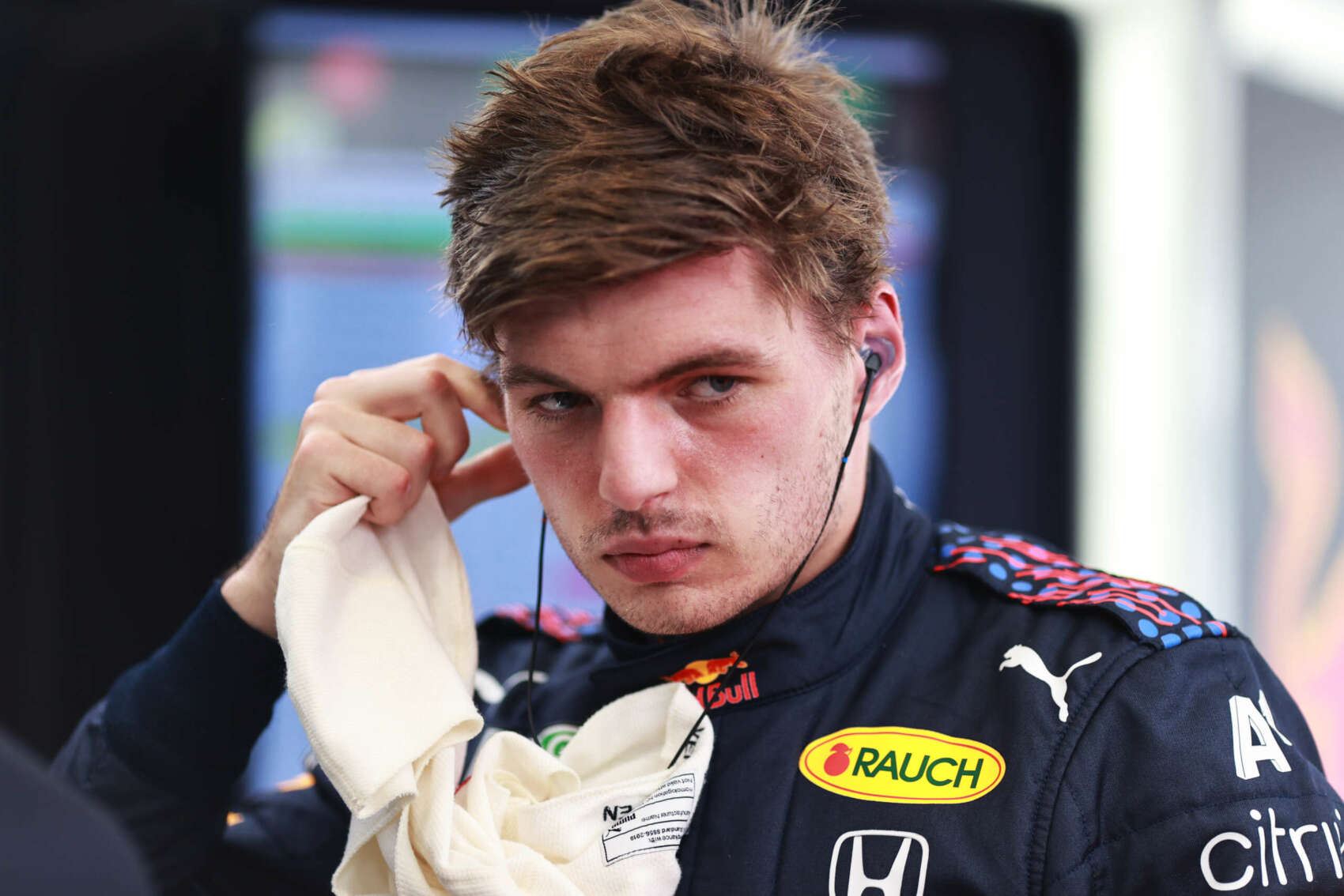 Ezért váltott lágy gumikra Verstappen