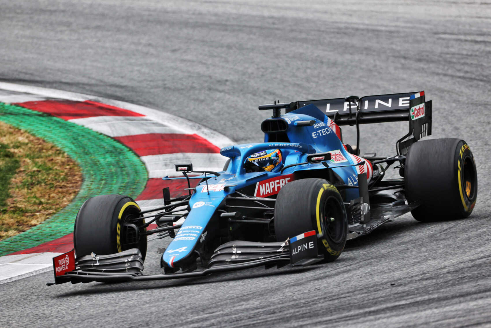 Alonso: Jó csata volt Russellel