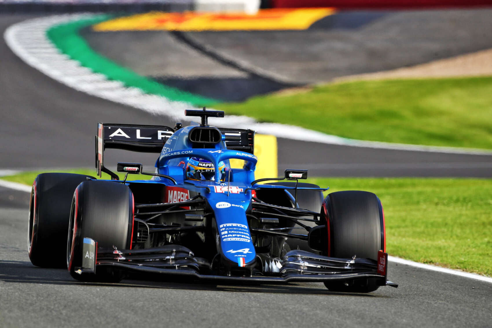 Alonso így dobná fel a sprintfutamos hétvégéket