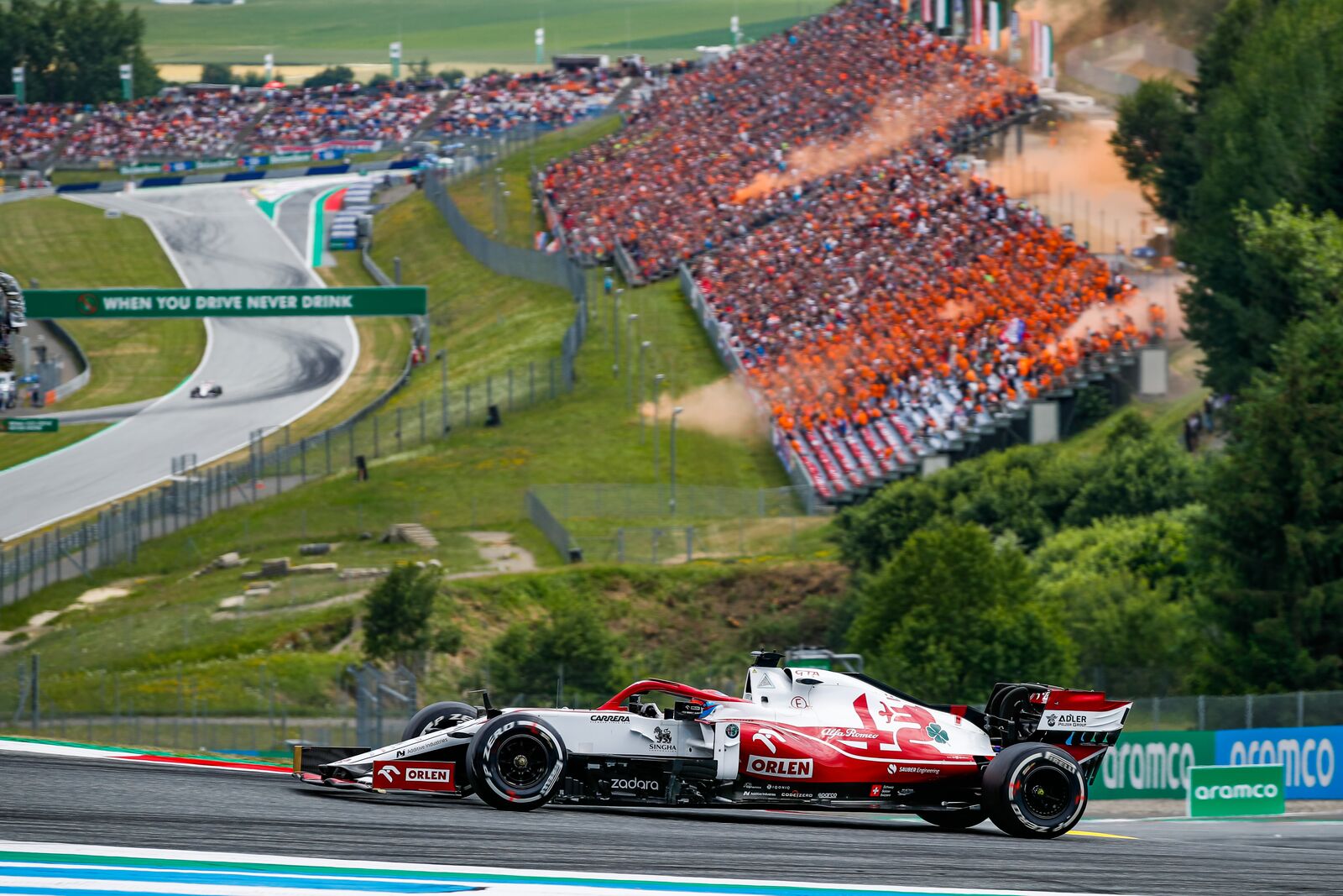 Az Alfa Romeo még több évig szerepelni fog a Forma-1-ben