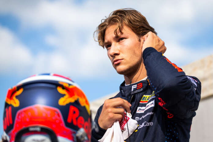 Dennis Hauger, F2