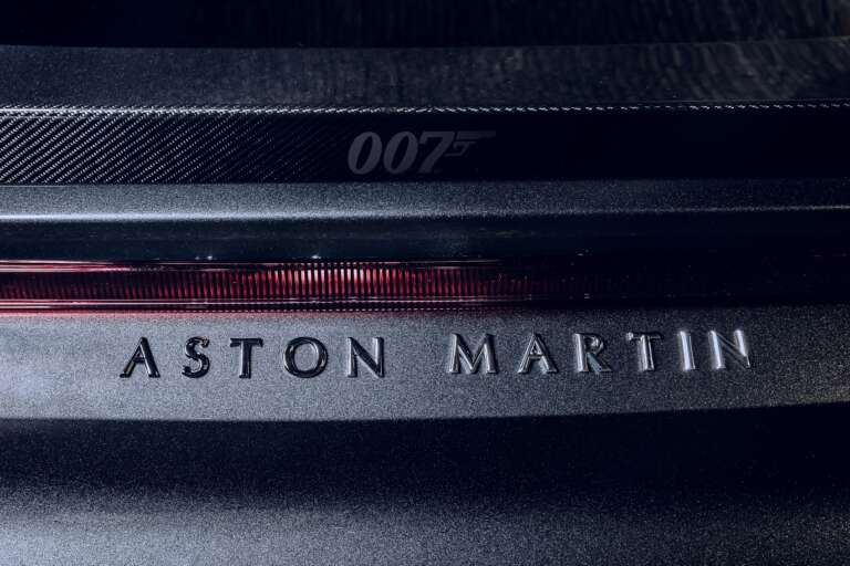 Aston martin DBD, 007