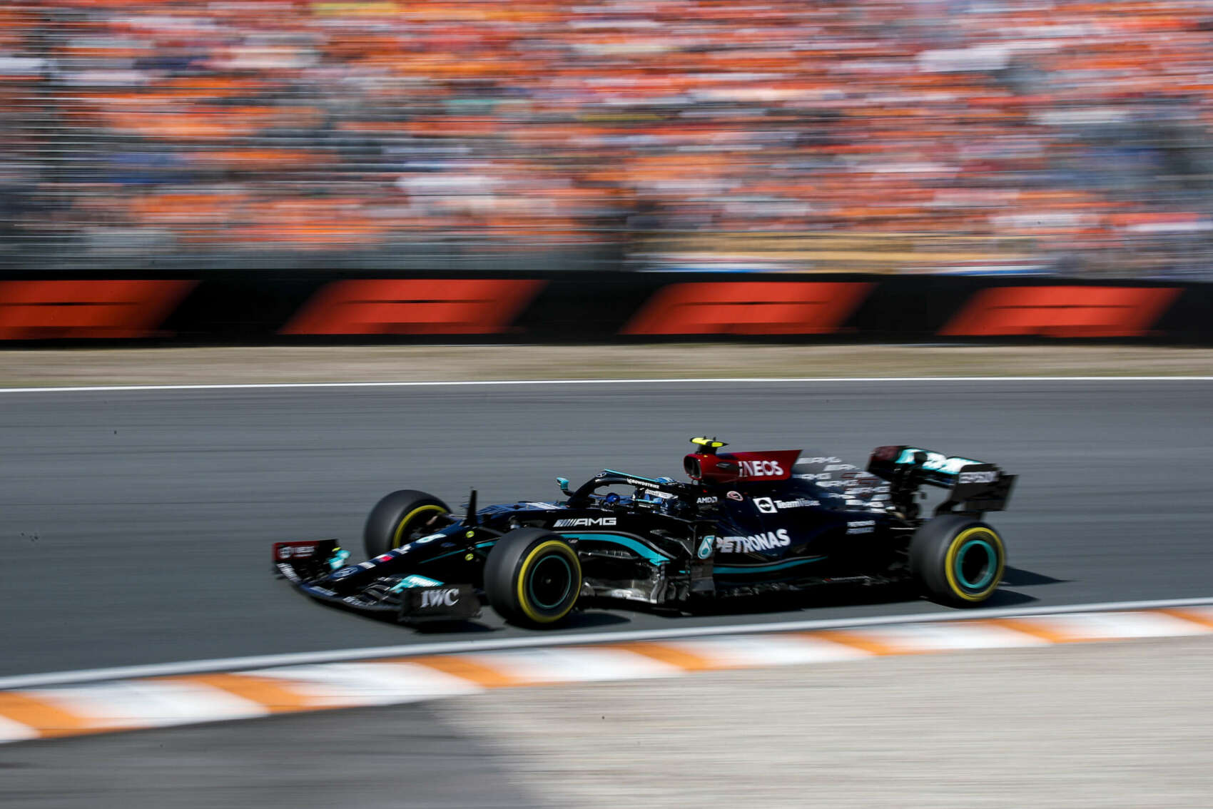 Bottas: Nem szegtem meg a csapat utasítását