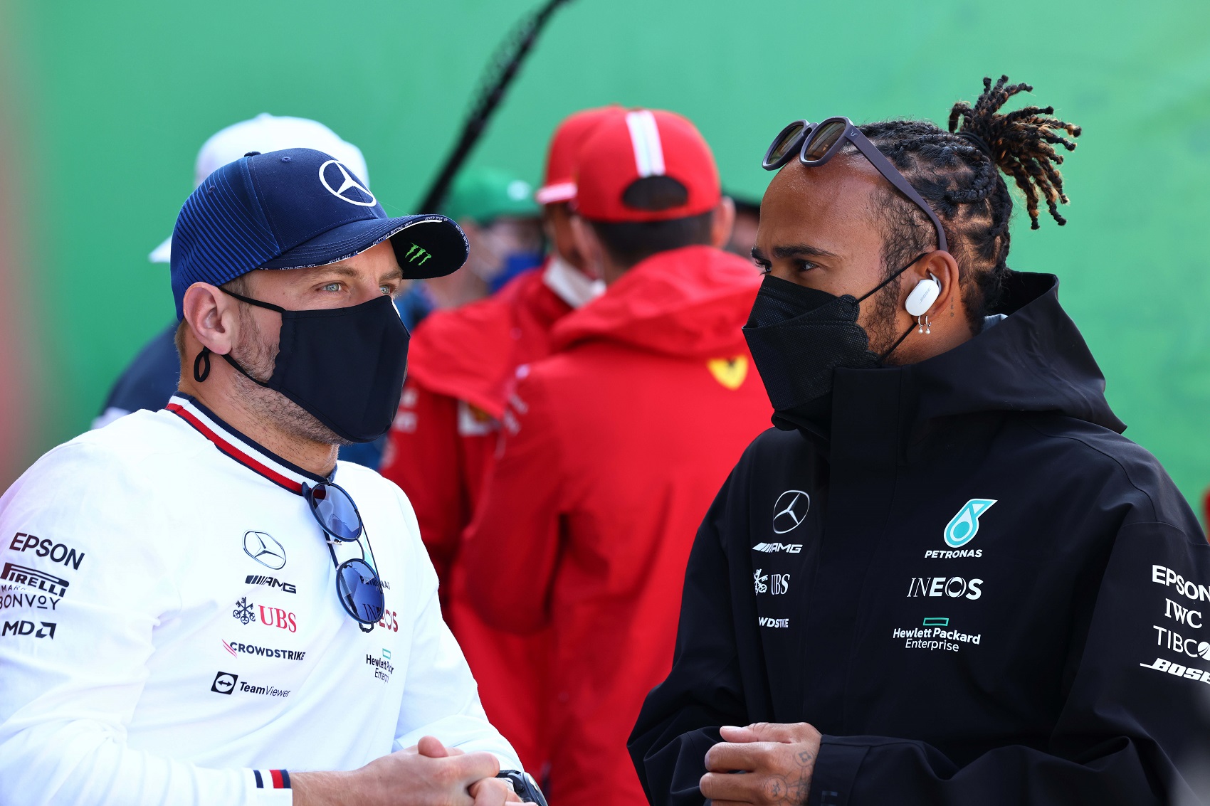 Hamilton fejlesztésekért kiált: Nekünk is hoznunk kell valamit