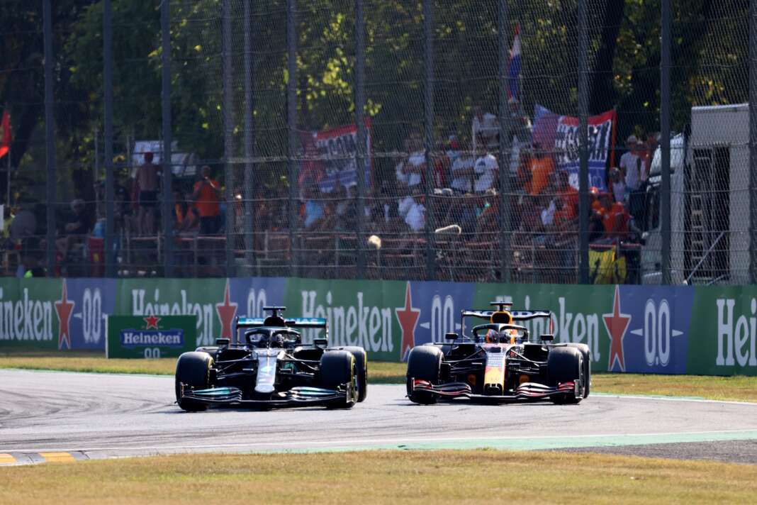 Lewis Hamilton, Max Verstappen, Mercedes, Red Bull