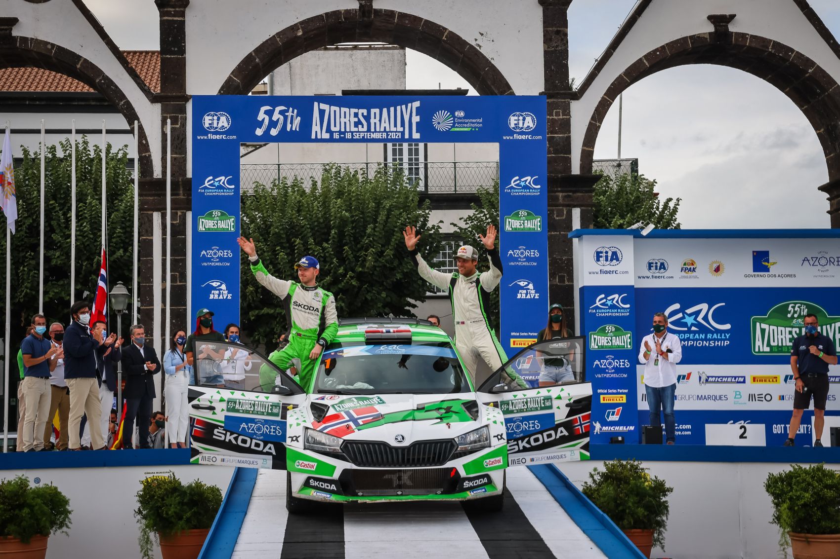 Mikkelsen nyert az Azori-szigeteken, Herczigék nem értek célba