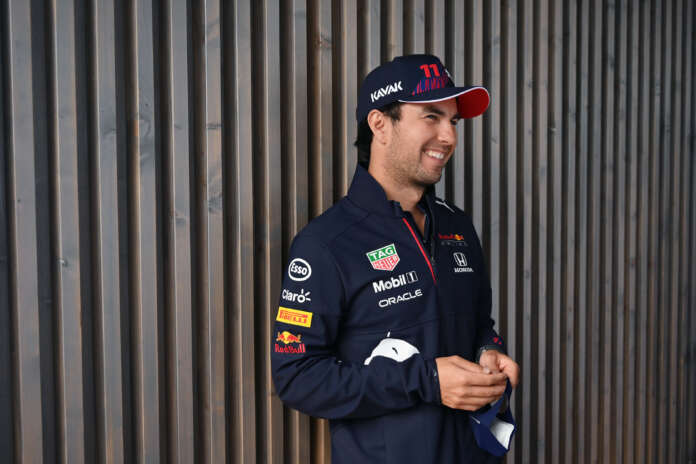 Pérez, racingline