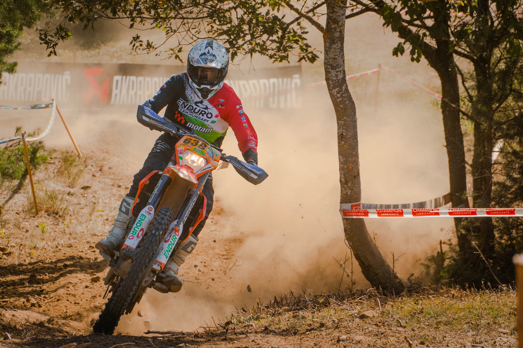 Újabb győzelmével Zsigovits Norbert a 2. helyezett lett az EnduroGP-világkupán az Enduro Team Hungary színeiben