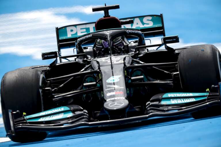 Elválik egymástól a Mercedes és a Petronas, egy szaúdi szponzor miatt?