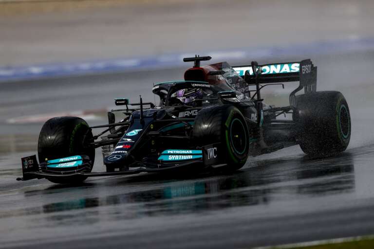 Lewis Hamilton, Mercedes. Pirelli