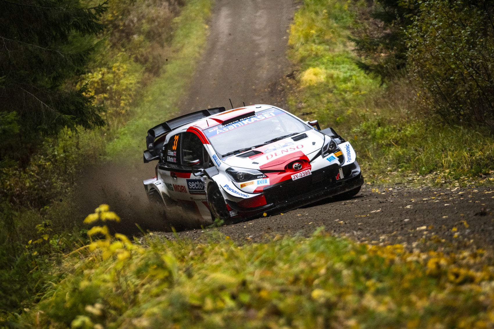 Elfyn Evans nyerte a Finn Rallyt