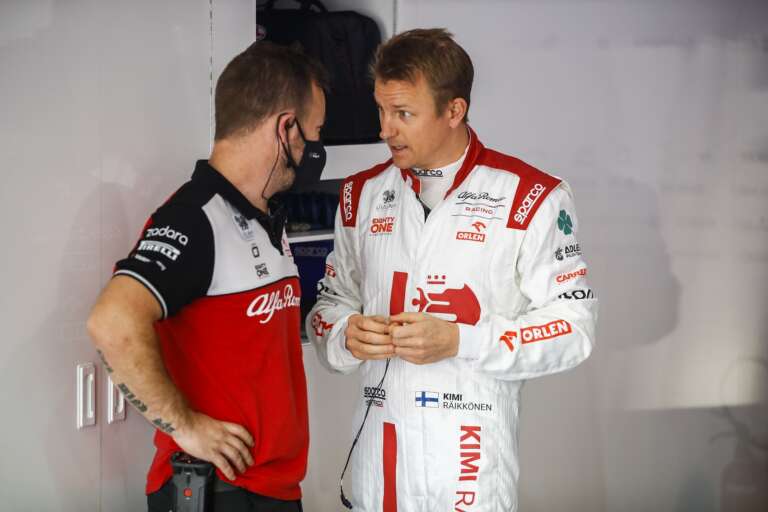 Räikkönen meglepődött, hogy az Alfa versenyképes volt Katarban