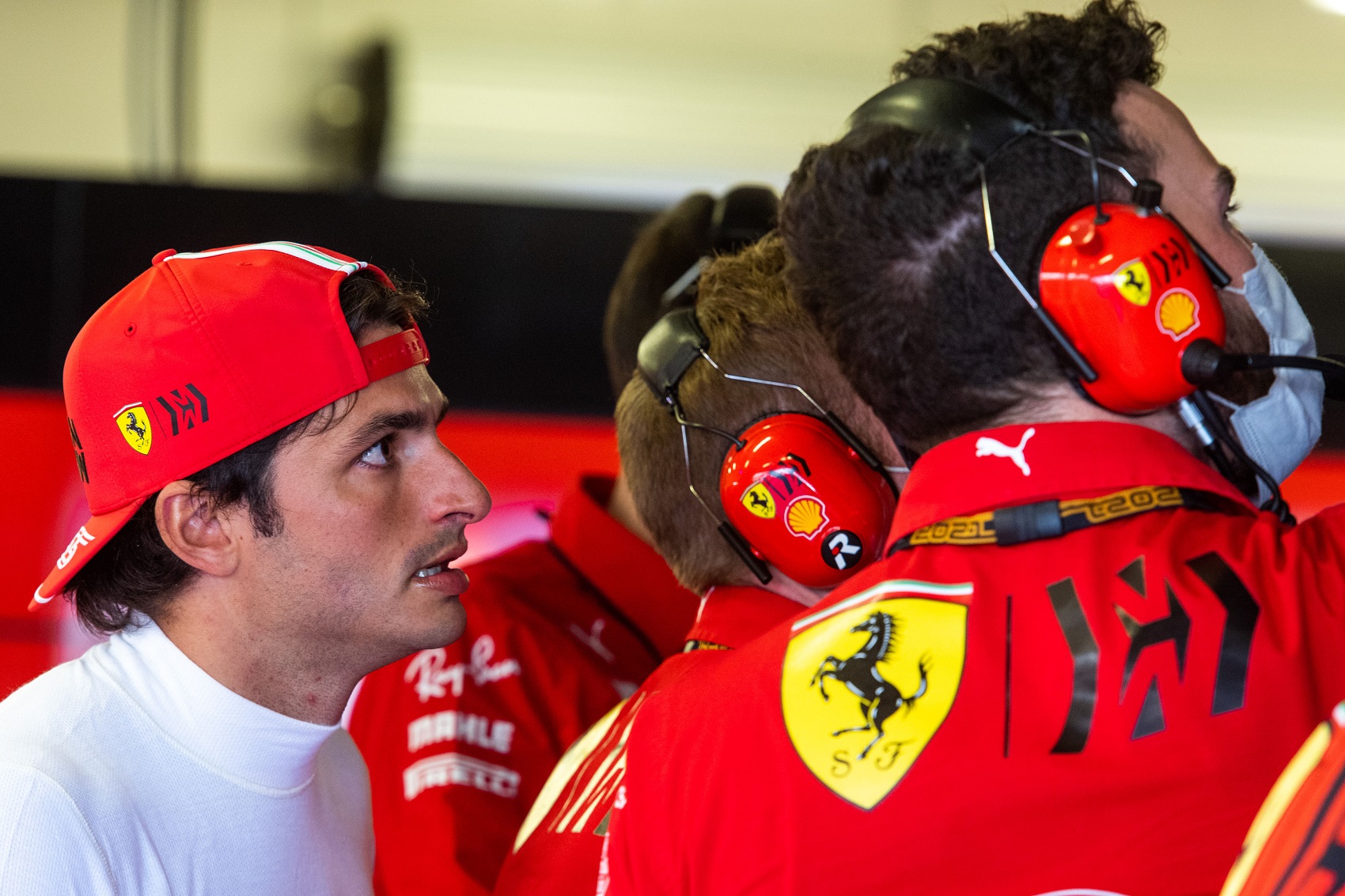 Színészi babérokra tör Carlos Sainz
