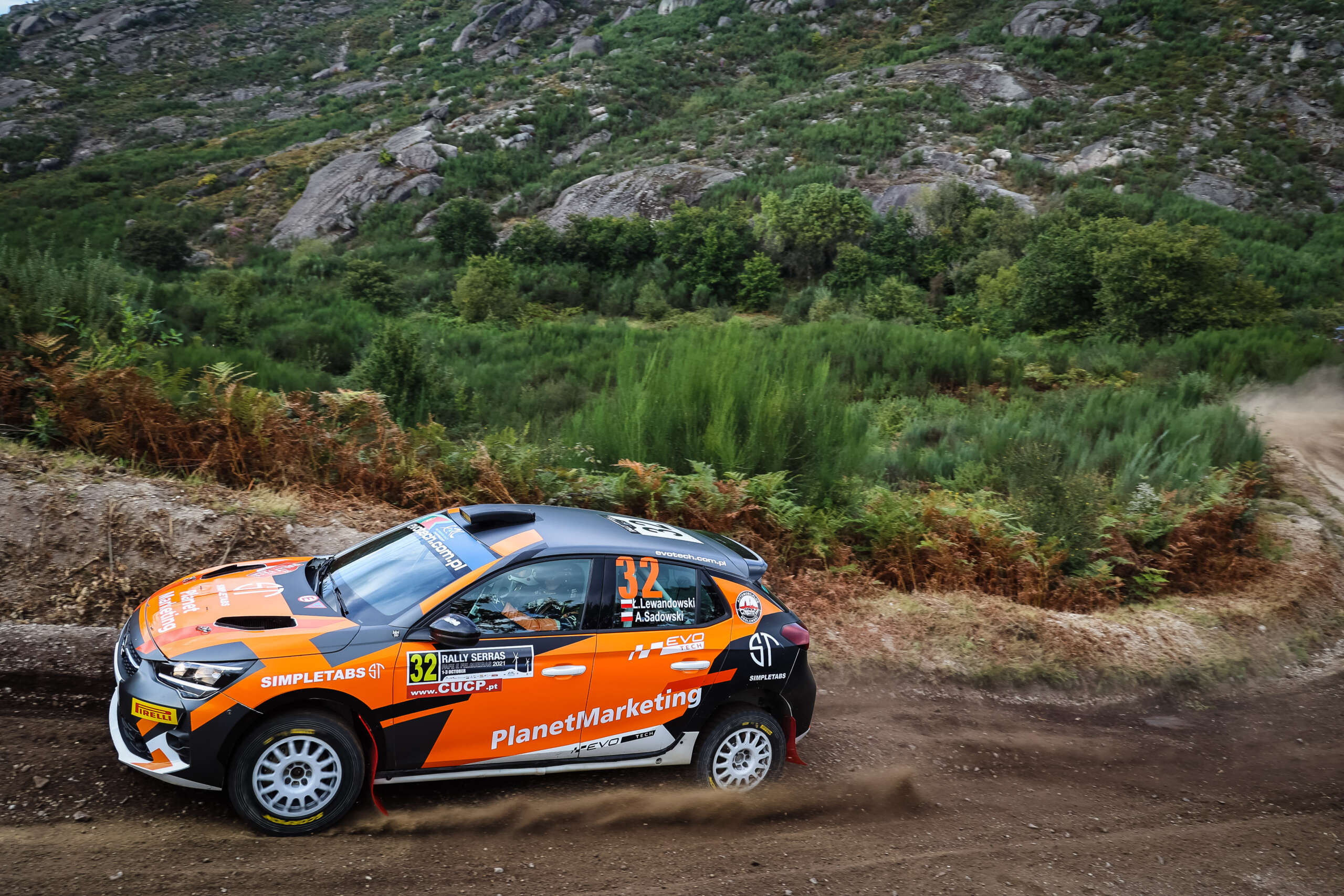 Gyári csapattal tér vissza az Opel az ERC-be