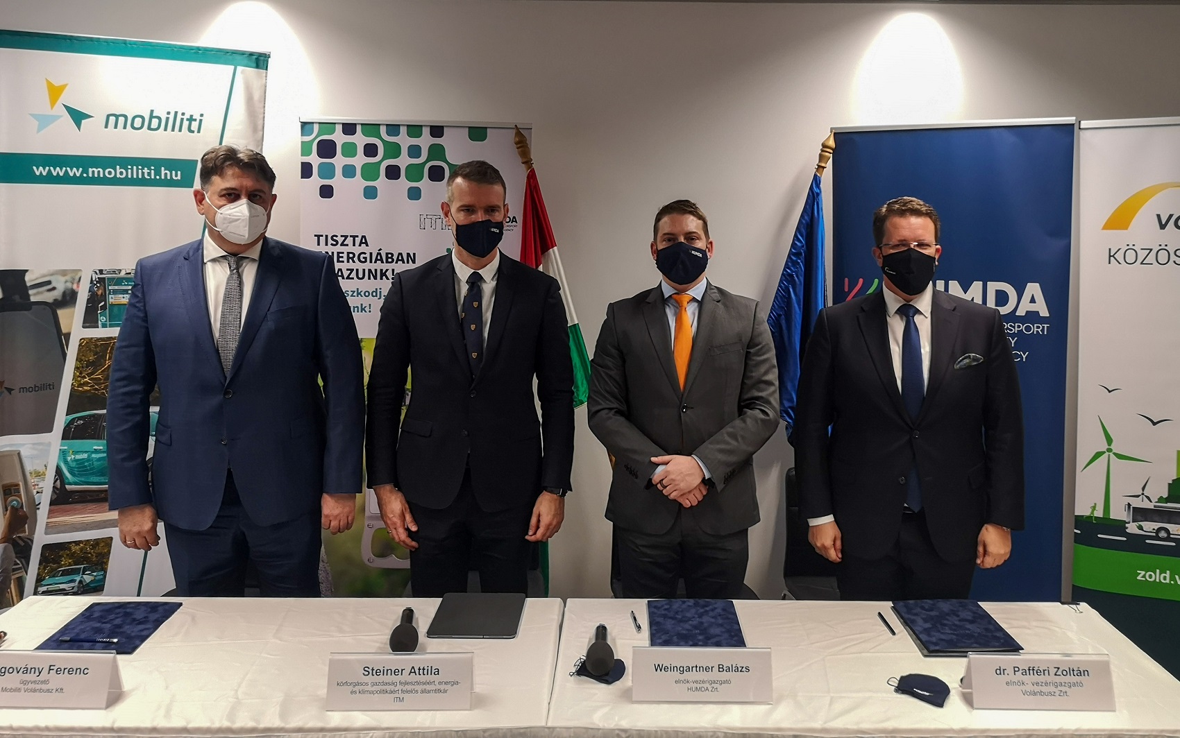 Hatvan új elektromos busz érkezik jövőre a Zöld Busz Programban