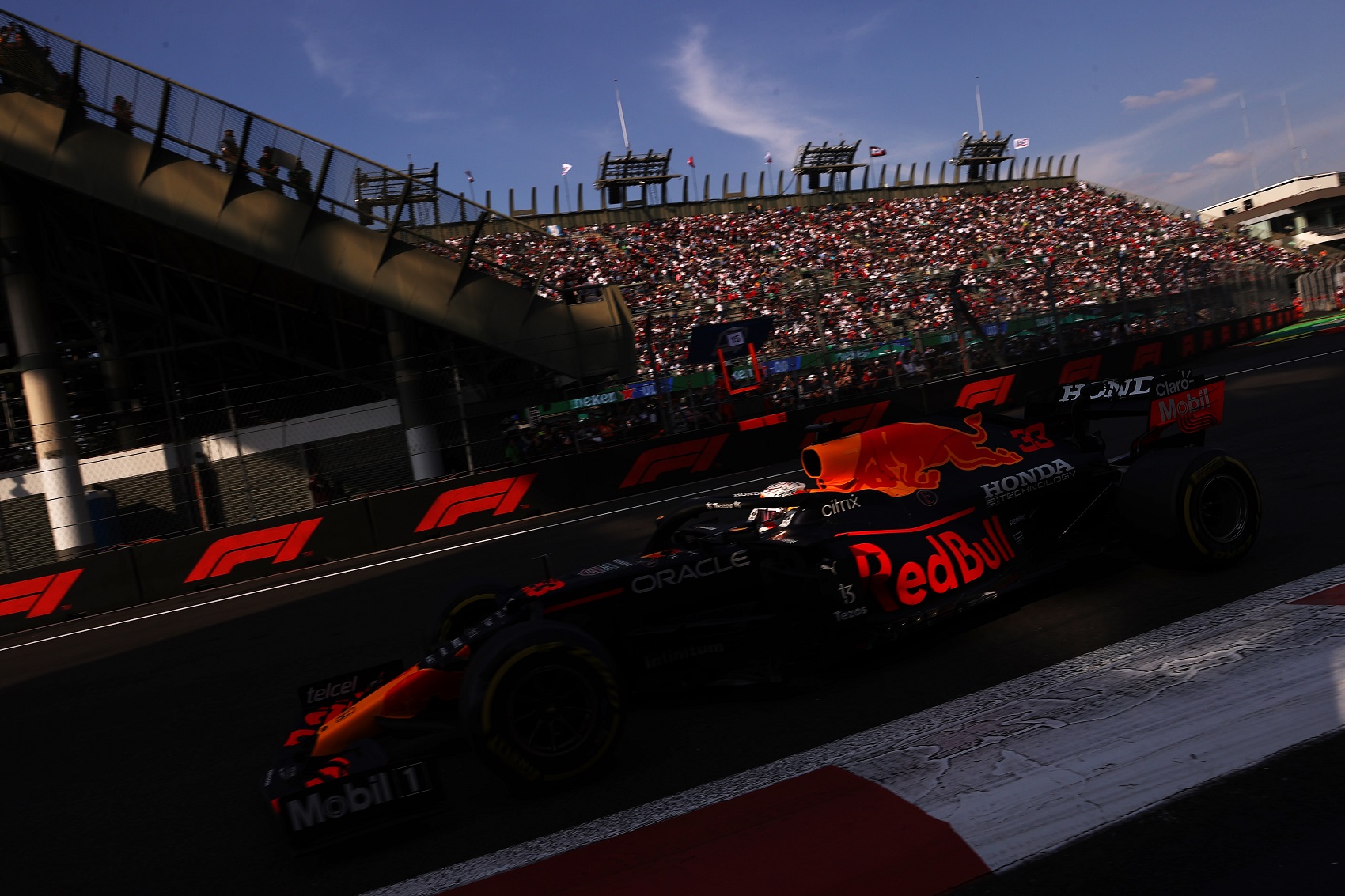 Marko tudni véli, miért lesz jobb a Red Bull a Mercedesnél Mexikóban