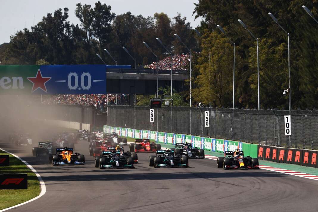 Max Verstappen, Lewis Hamilton, Valtteri Bottas, Red Bull, Mercedes, F1