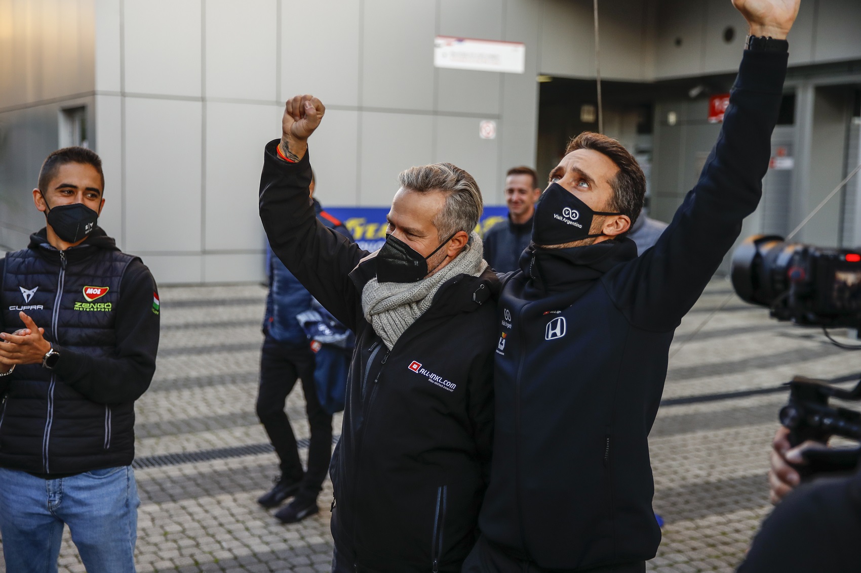 Tiago Monteiro kihagyta az edzést, kórházban vizsgálják!