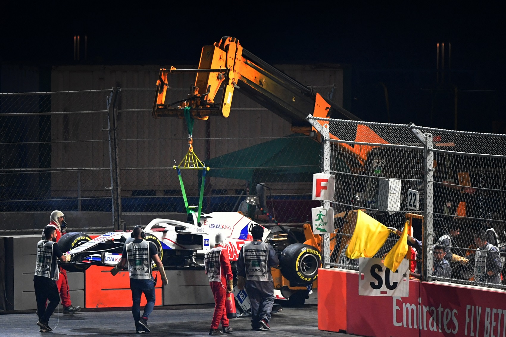 Igencsak szűkösen áll tartalék alkatrészekkel a Haas