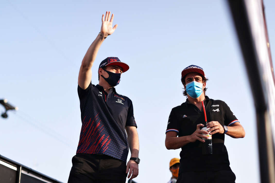 Max Verstappen, Fernando Alonso, racingline.hu