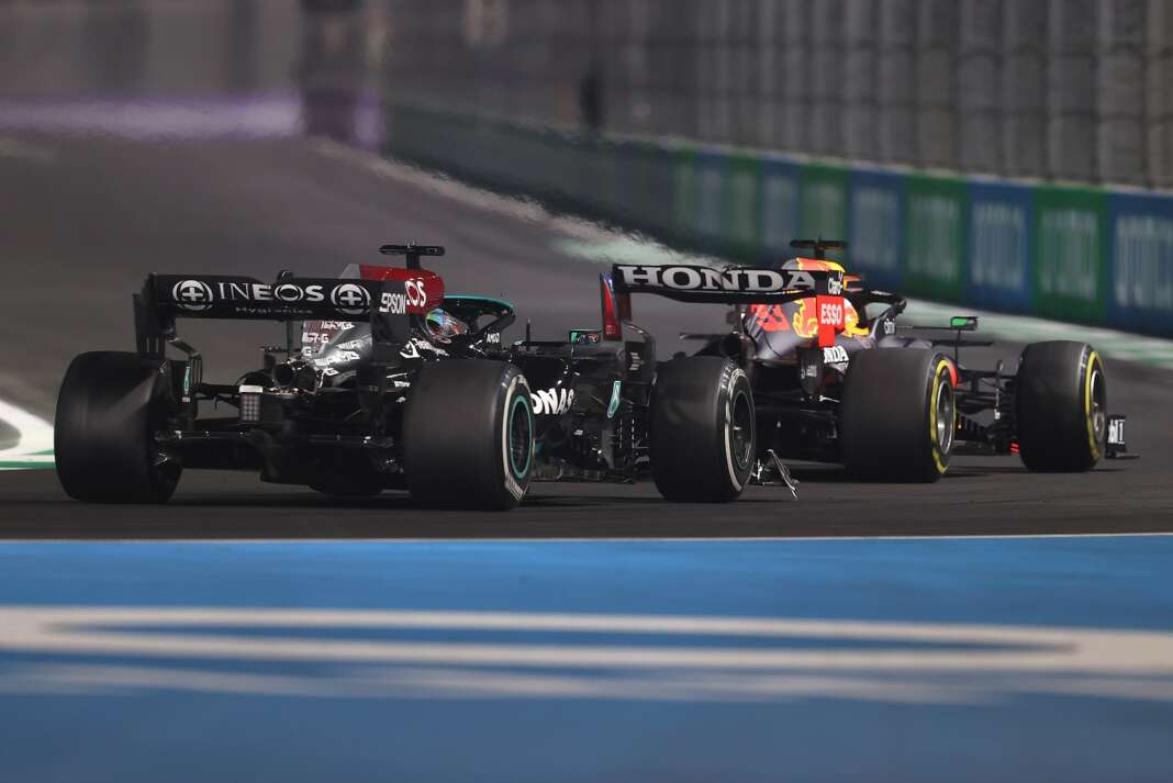 Lewis Hamilton, Max Verstappen, Red Bull, Mercedes