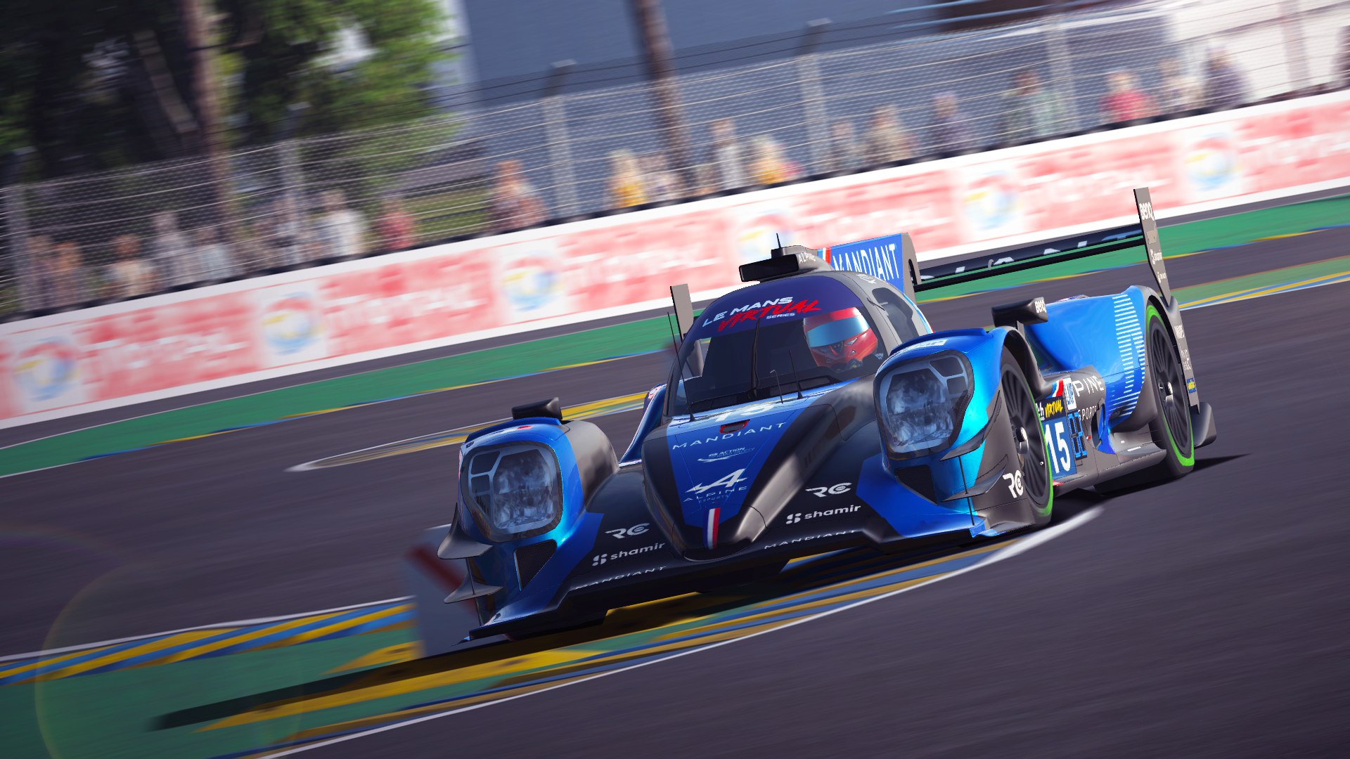 Így készülnek a magyar versenyzők a Le Mans Virtual-ra