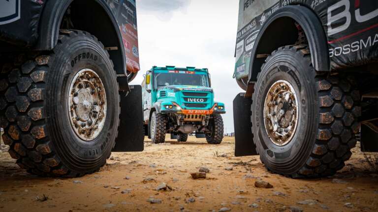 Goodyear abroncsokkal versenyző csapatok szerezték meg az első hat helyet a 2022-es Dakaron