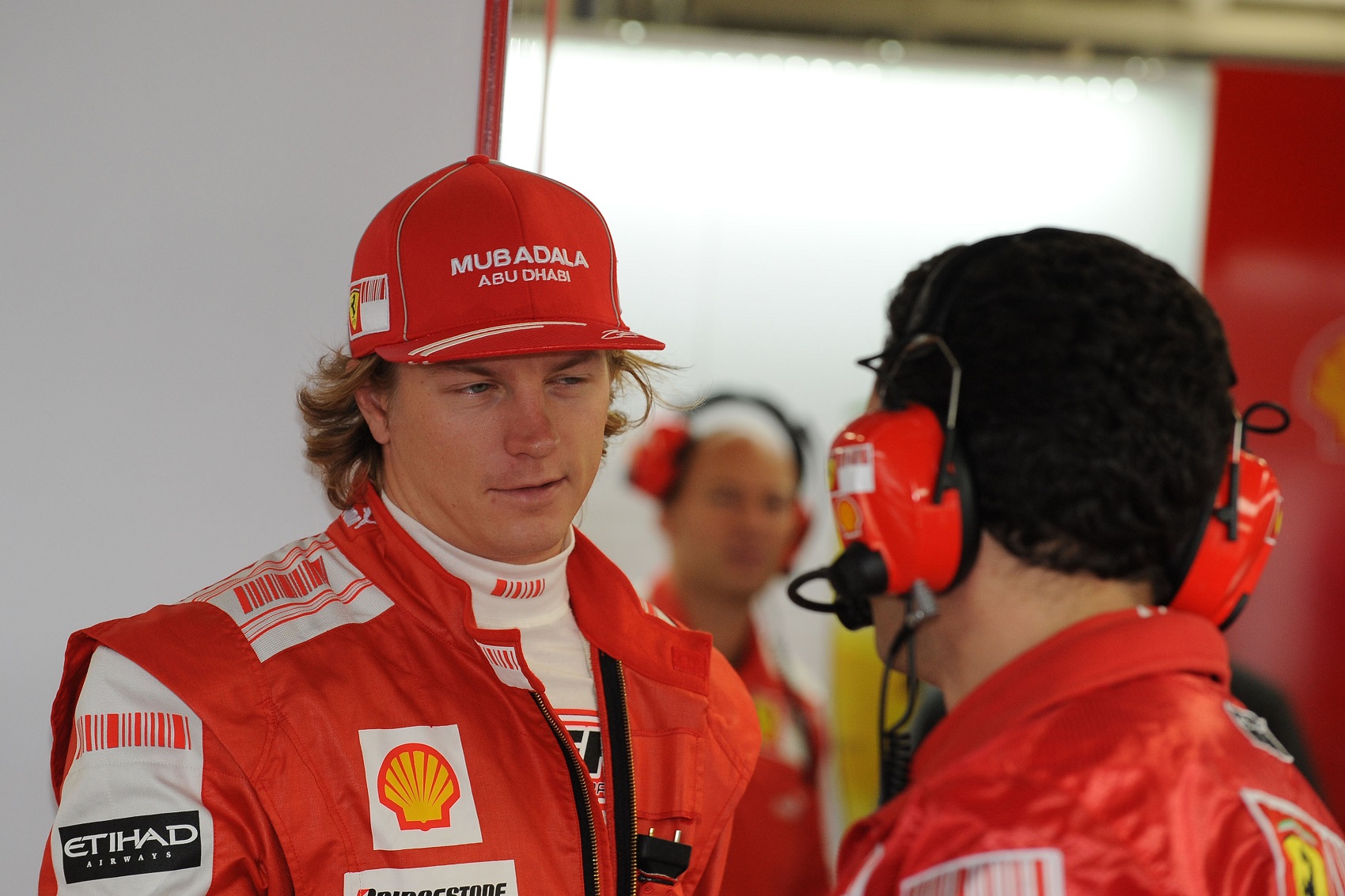 Räikkönen megüzente, hogy „olaszos”, hosszú hajat növesztene