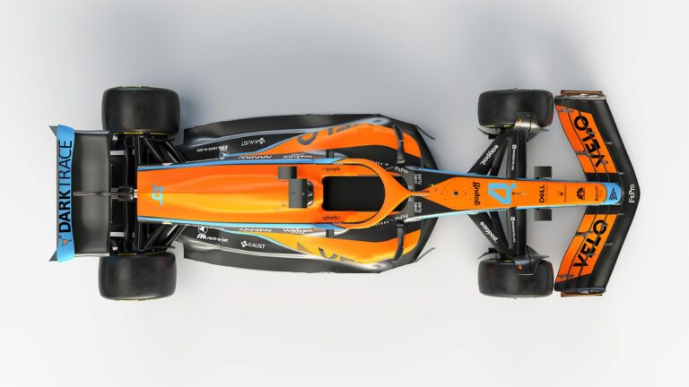 A narancssárga az új fekete – bemutatkozott a McLaren 2022-es festése