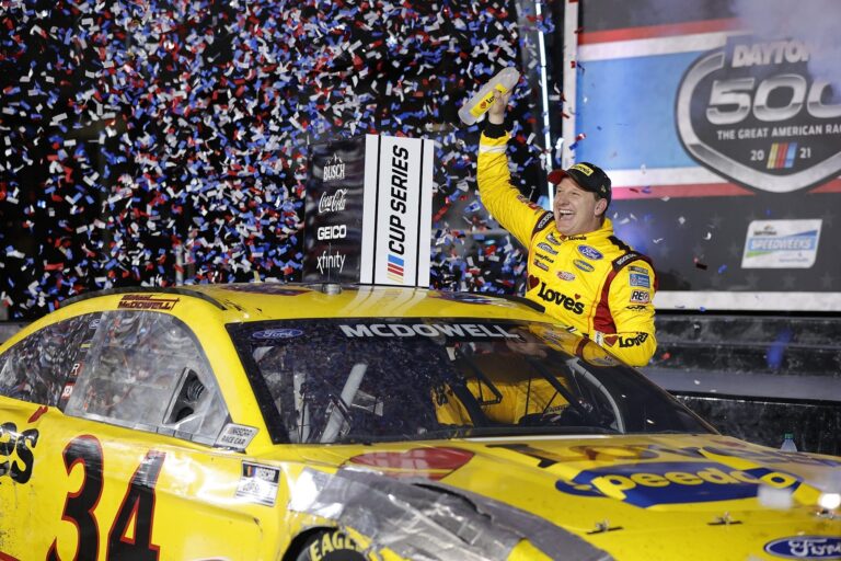 Újabb tradíciónak int búcsút a NASCAR
