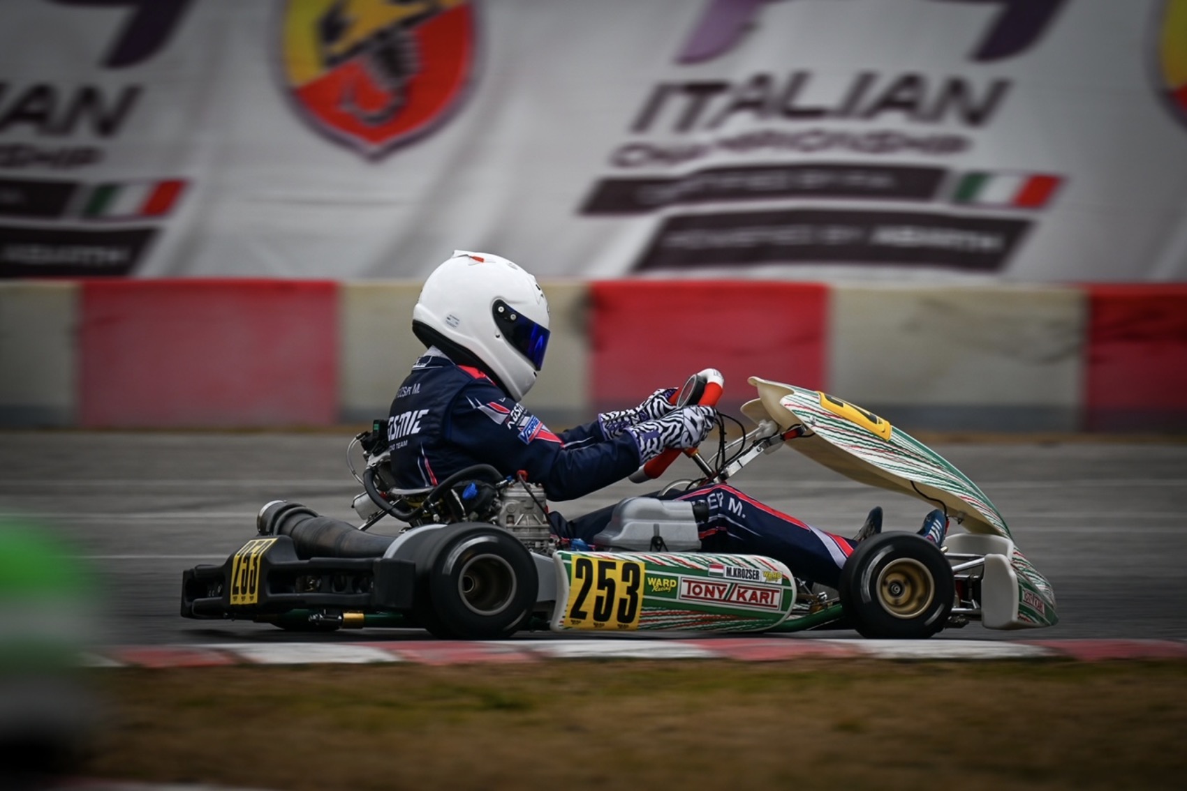 Négy magyar a WSK döntőben