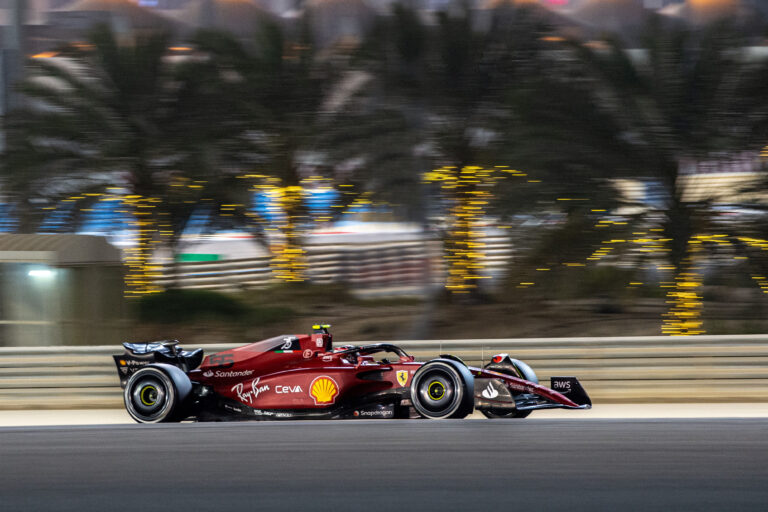 Carlos Sainz, Ferrari, racingline.hu