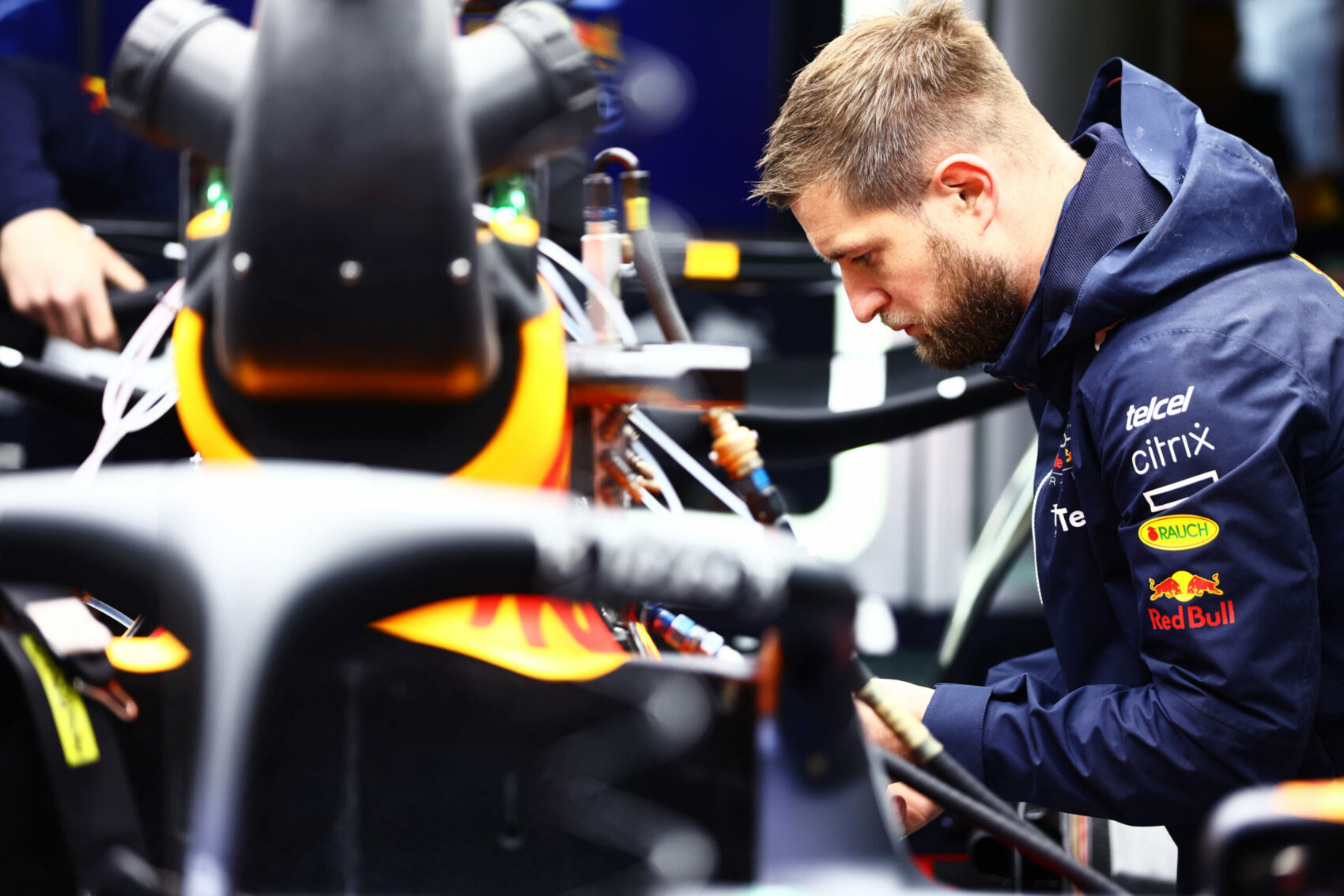 Nem fejlesztett a Ferrari, könnyebb lett a Red Bull Imolára