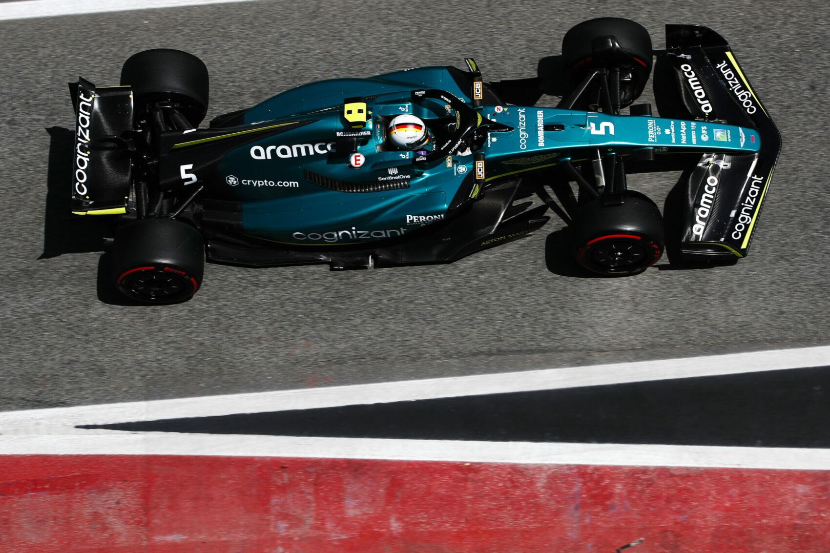 Az Aston Martin elmagyarázta, honnan ered a „zöld Red Bullja”