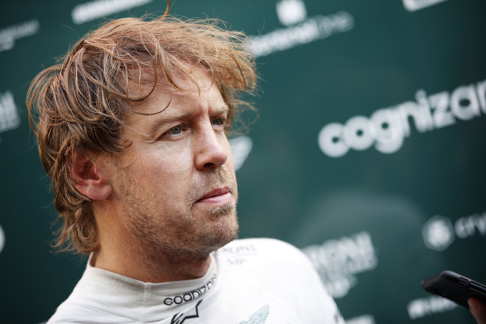 Provokatív kérdést kapott Vettel: „Milyen ézés újra Red Bullt vezetni”?