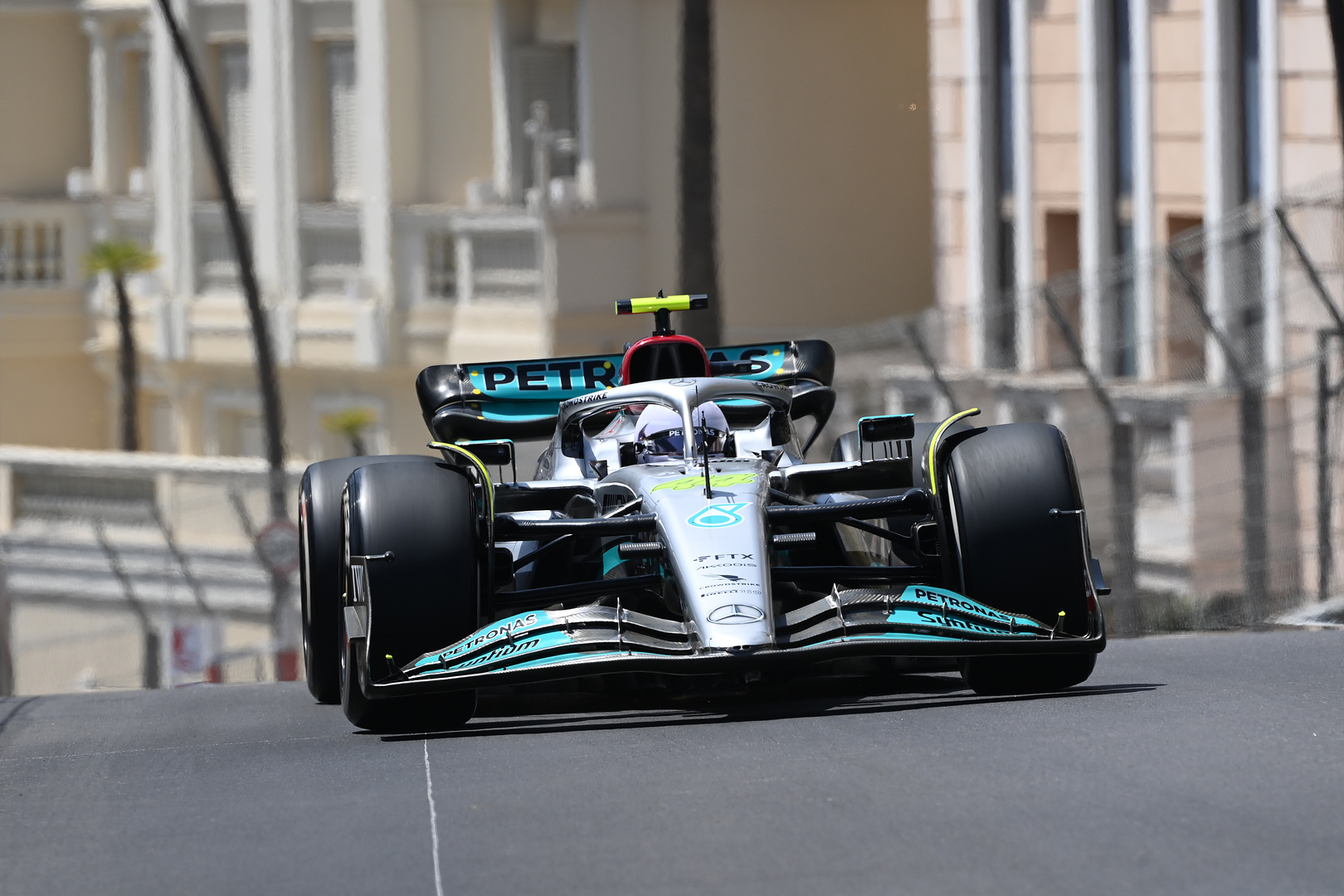 Rosberg: Hamiltonnak eddig nem volt szerencséje Russell mellett